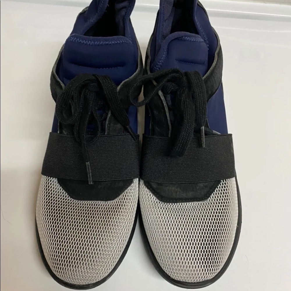 Kendall & Kylie sneakers